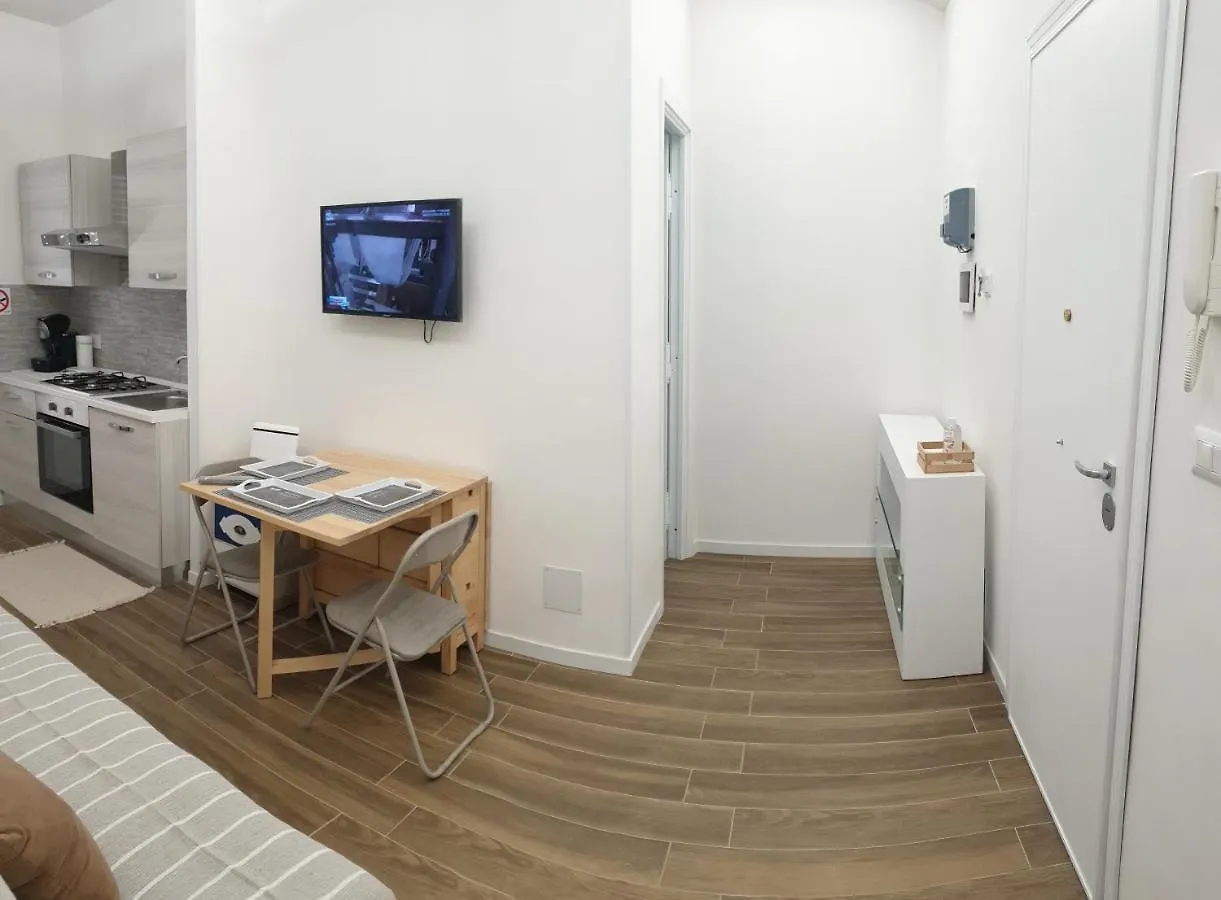 Apartment Appartamento Roma Casa Vacanza Sea House Rome 50 Metri Dal Mare Lido di Ostia Italy