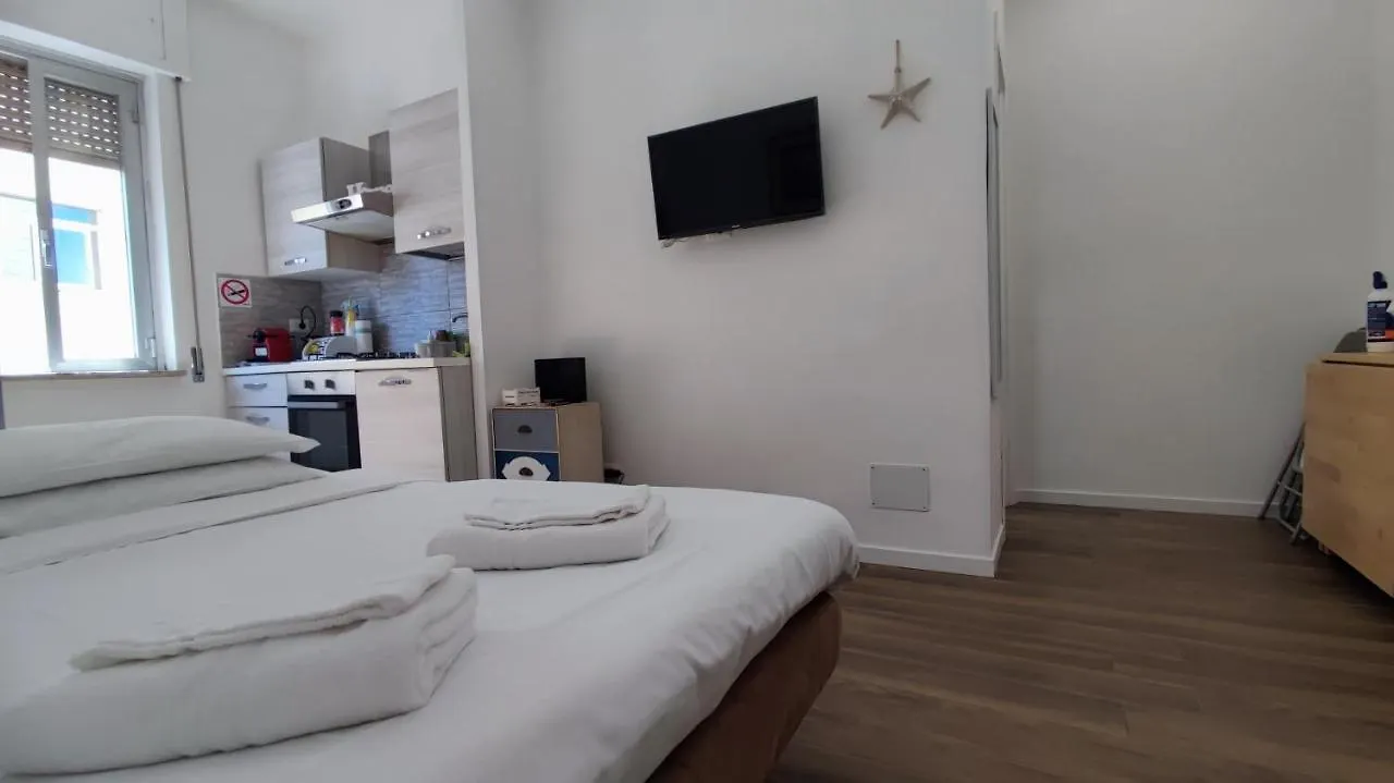 Apartment Appartamento Roma Casa Vacanza Sea House Rome 50 Metri Dal Mare Lido di Ostia