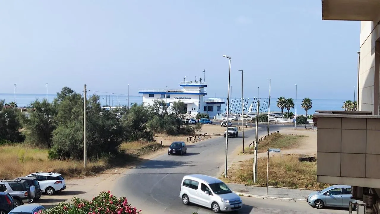 Apartment Appartamento Roma Casa Vacanza Sea House Rome 50 Metri Dal Mare Lido di Ostia